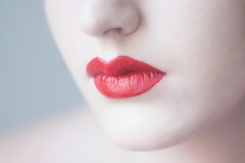 Essential Steps for a Perfect Lip Care Routine: Say Goodbye to Chapped Lips!